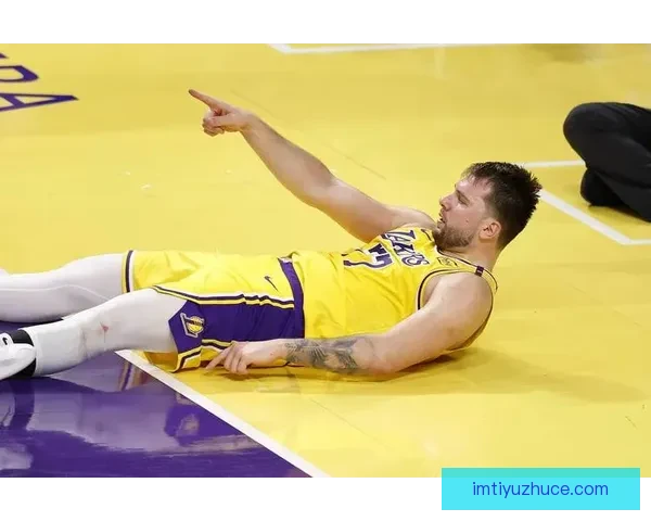 东契奇夏季瘦身38磅状态炸裂 全力争夺新赛季MVP荣誉